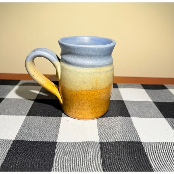 Cold Mountain Pottery Coffee Mug eagle ridge Montana eagle design - Picture 4 of 5